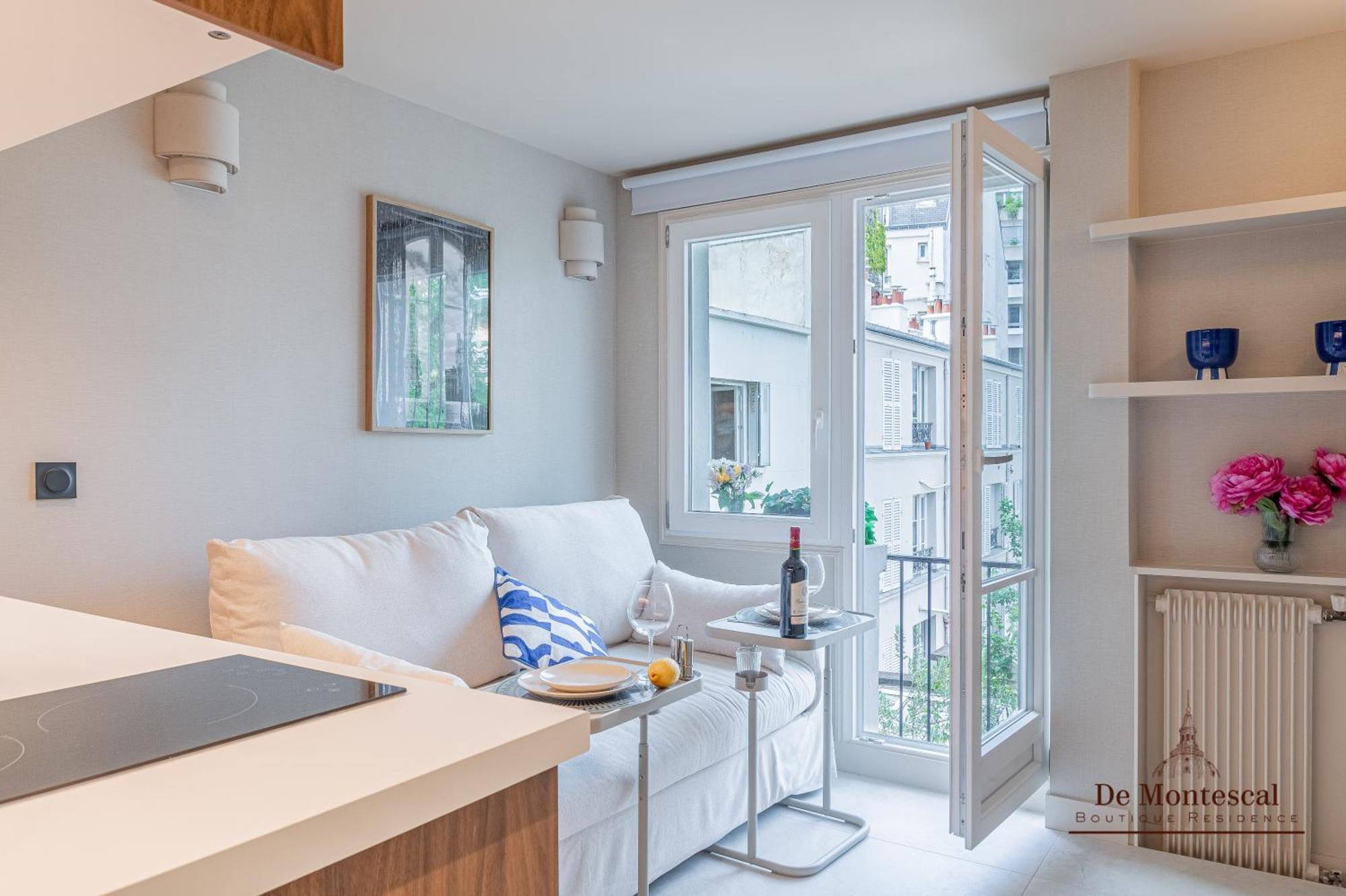 De Montescal- Montparnasse With Ac 11 To 14m2 In A Prime Location Appartement