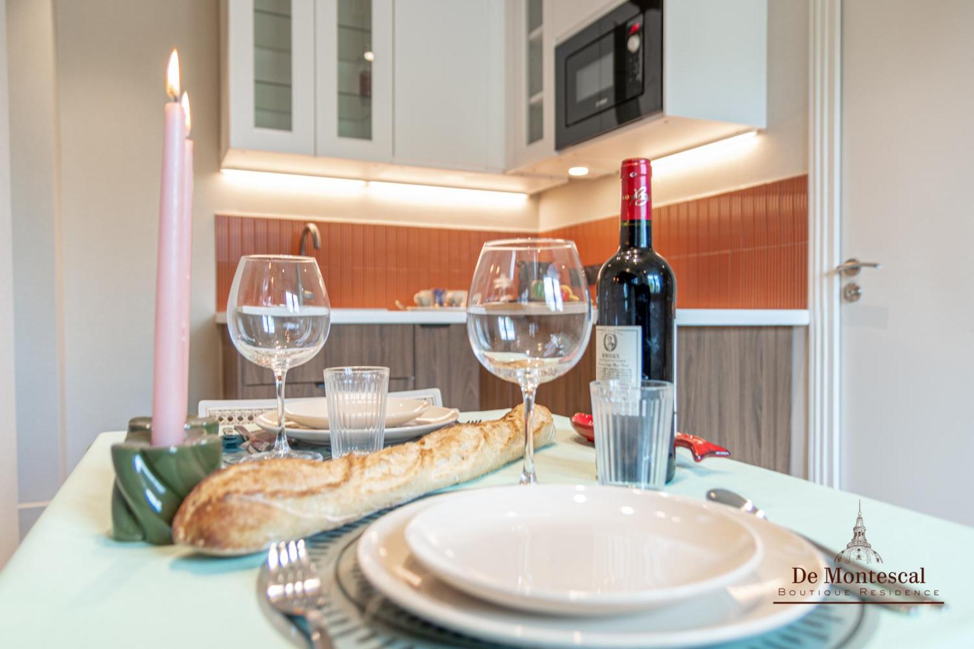 De Montescal- Montparnasse With Ac 11 To 14m2 In A Prime Location Appartement