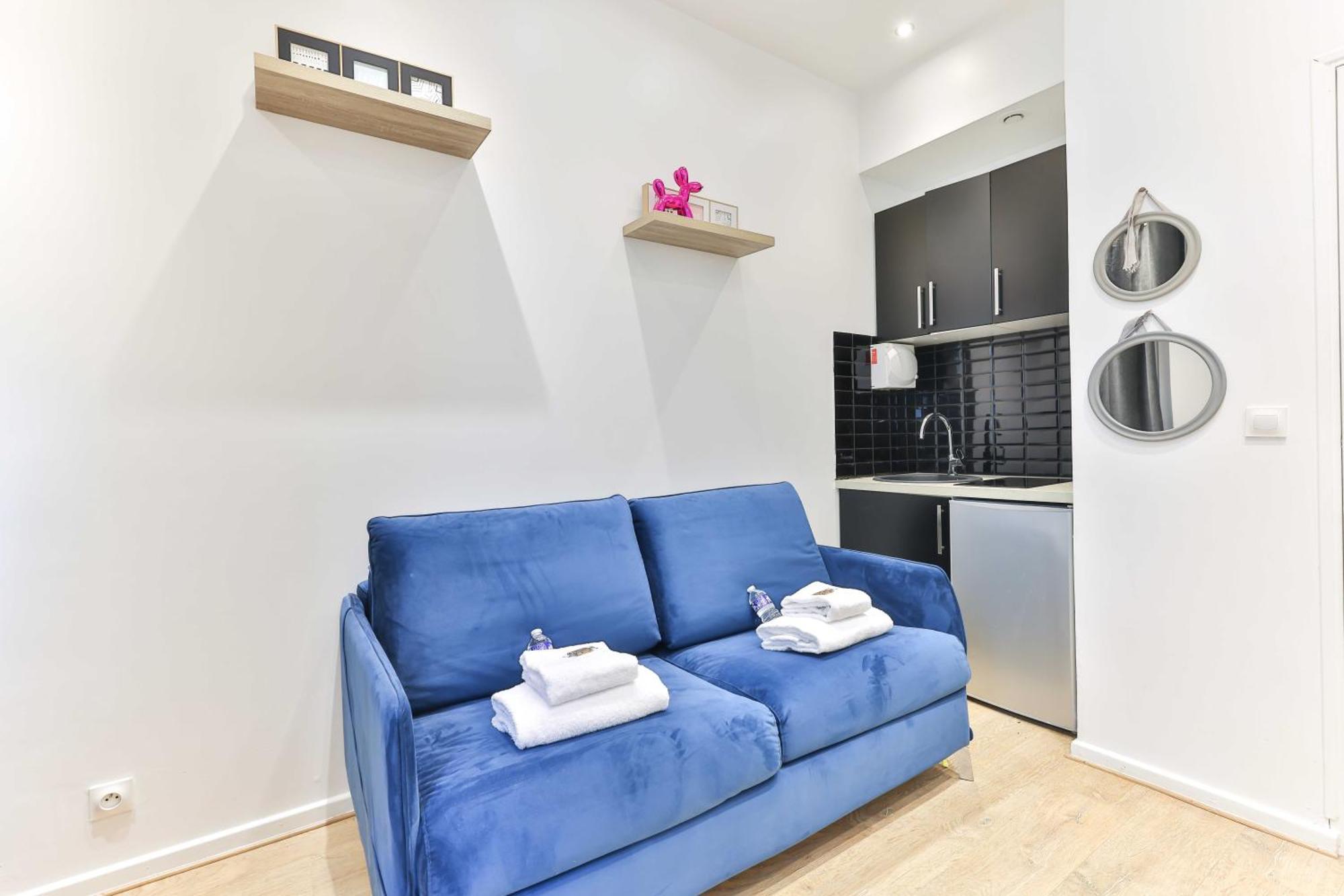 Apartment Studio In The Heart Of Nation Charonne Paris