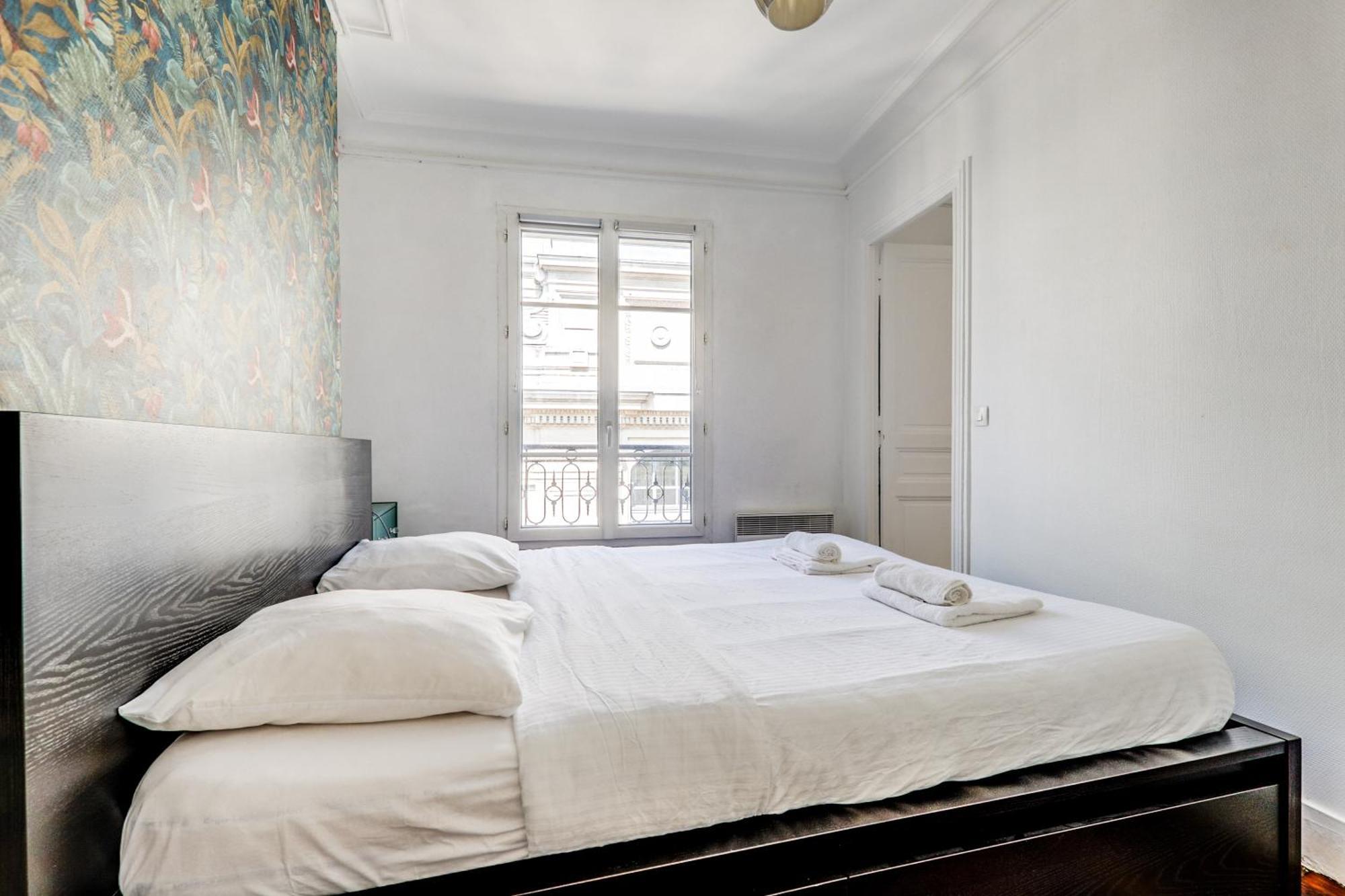 Montmartre Apartment Paris