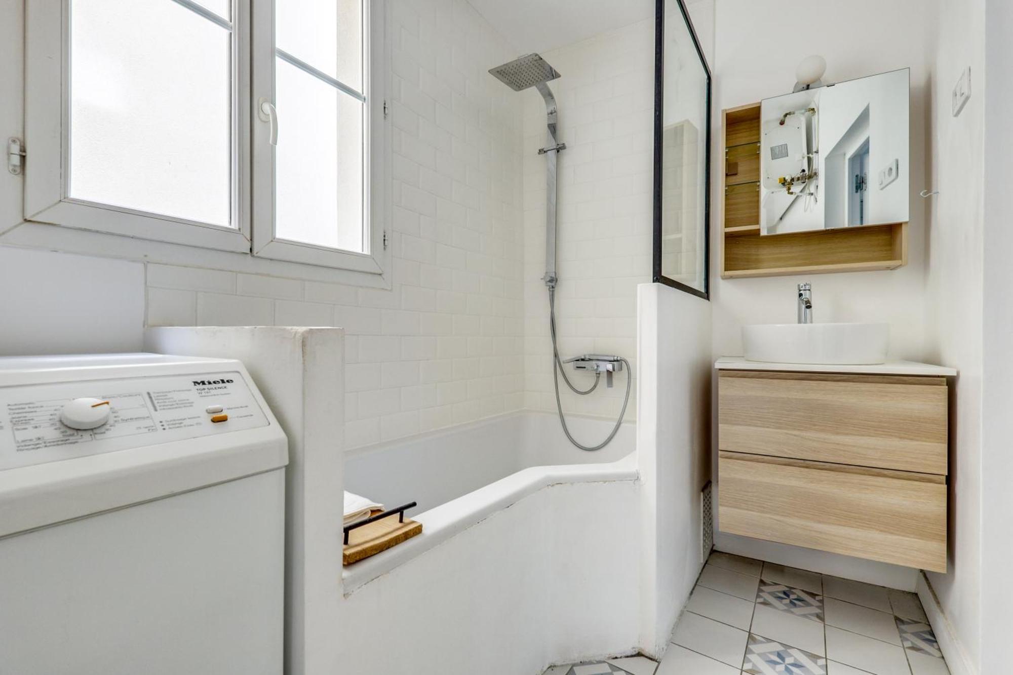 Apartment Montmartre Paris