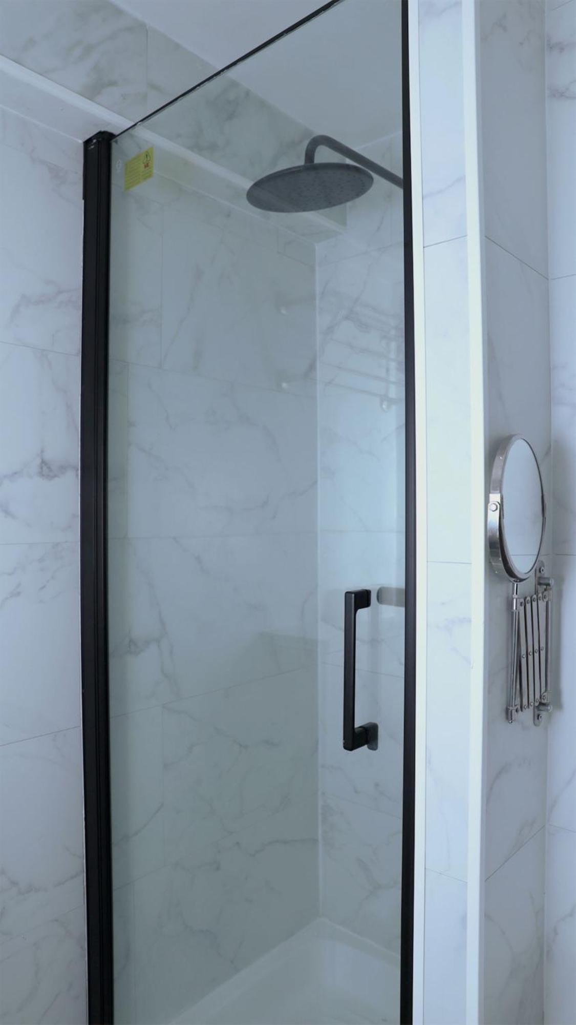 Arc De Triomphe & Trocadero Square - Cityapartmentstay Appartement