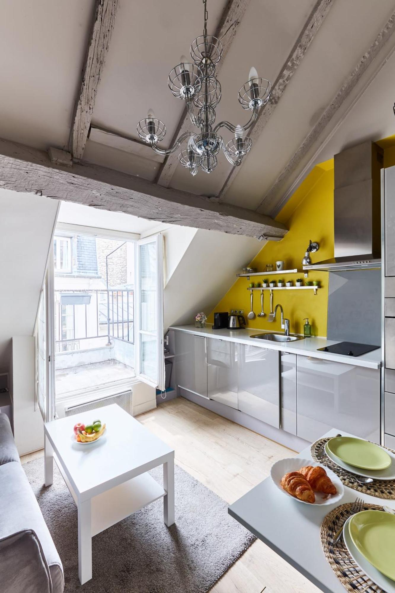 Place Des Vosges - 1br With Balcony - Cityapartmentstay Appartement *