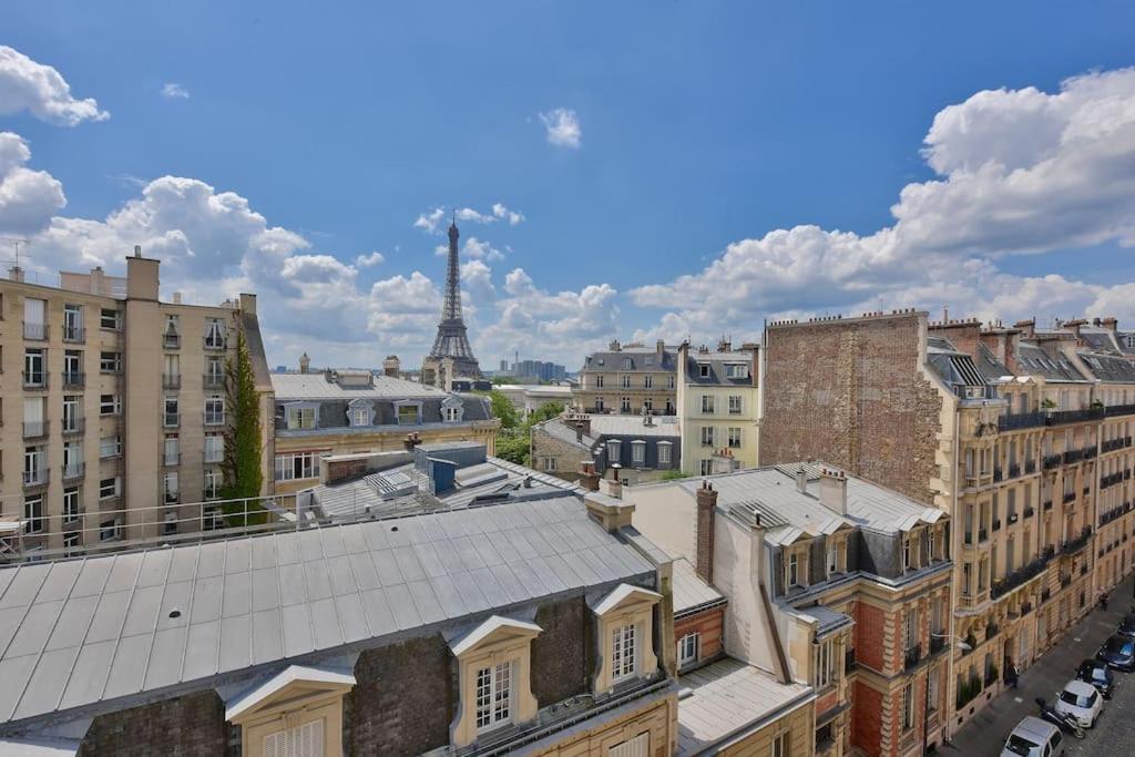 Charmant Studio Avec Vue Panoramique Sur La Tour Eiffel * Paris