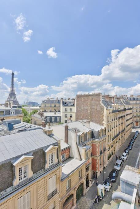 Charmant Studio Avec Vue Panoramique Sur La Tour Eiffel Apartment Paris