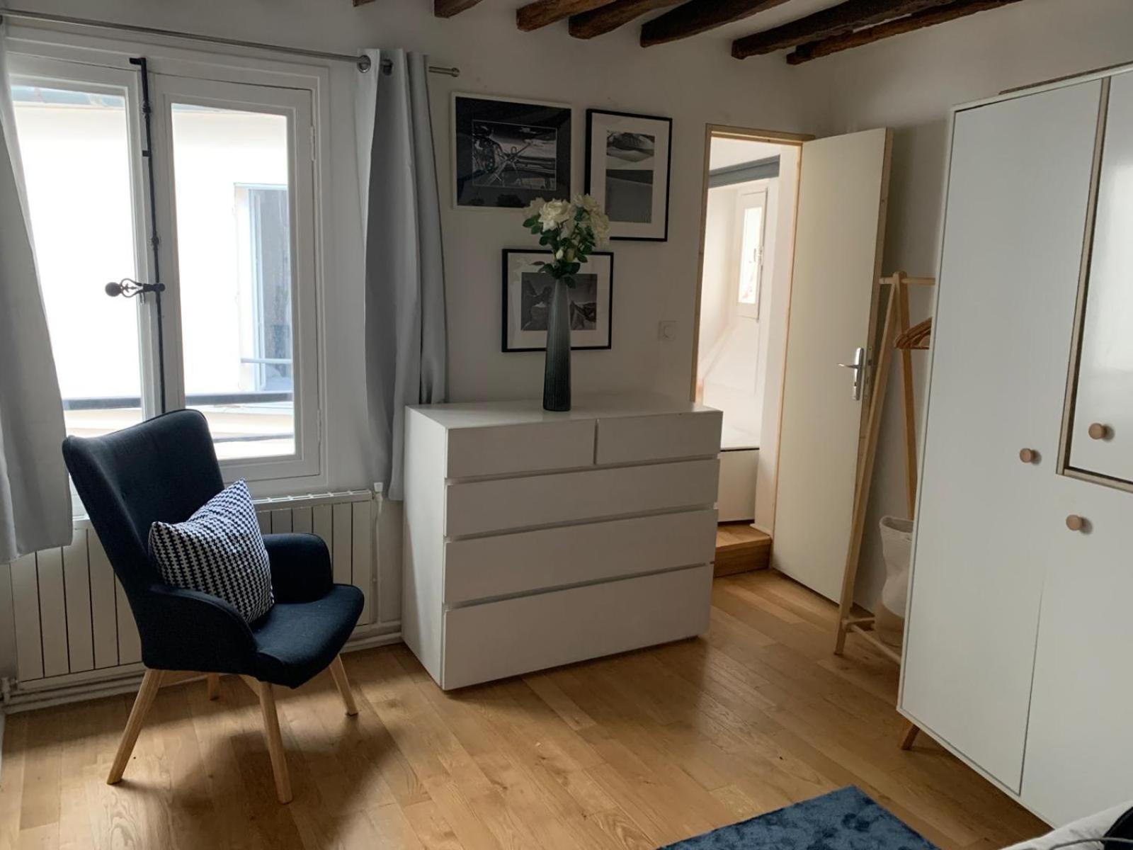 Charme De L'ancien, Refait A Neuf Appartement Paris