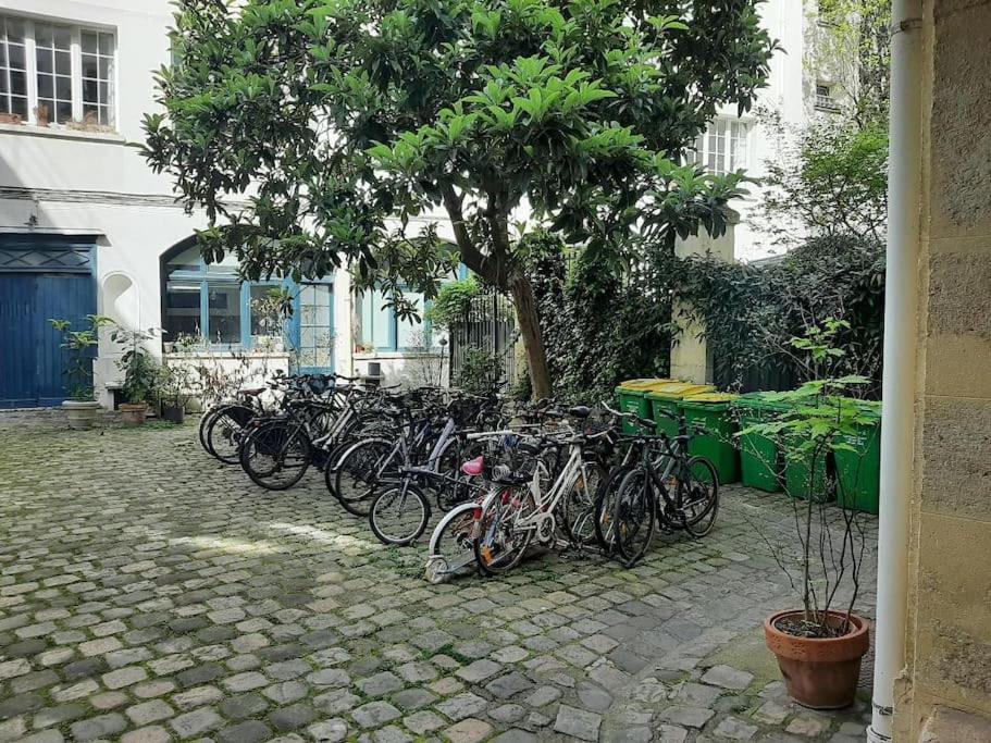 Studio Independant Jardin Du Luxembourg