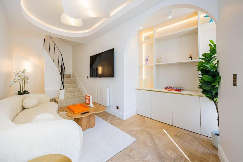 Appartement Townhouse Sacree Coeur Place Du Tertre Montmartre