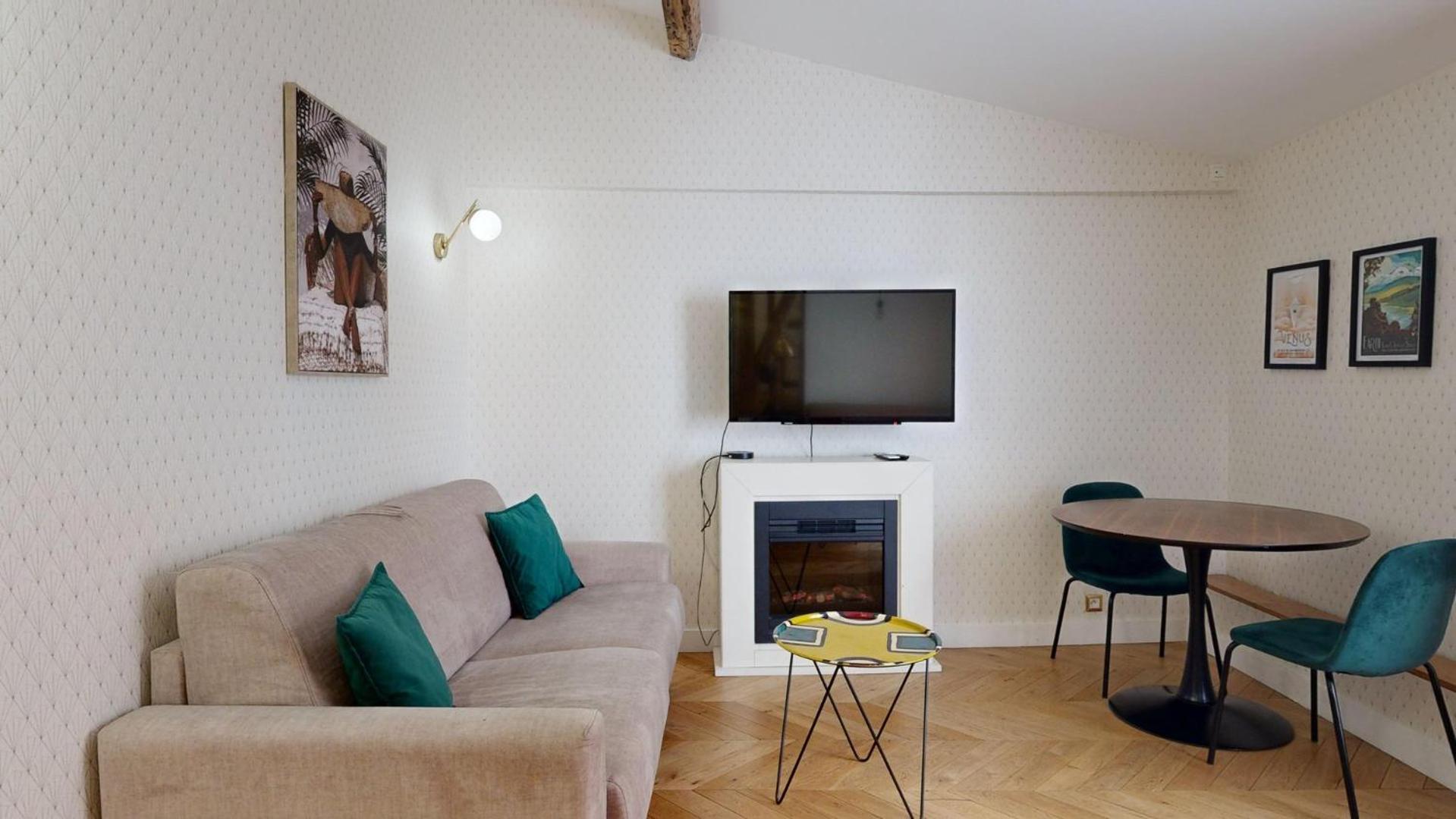 Bluestay 115 - Superbe A * Paris