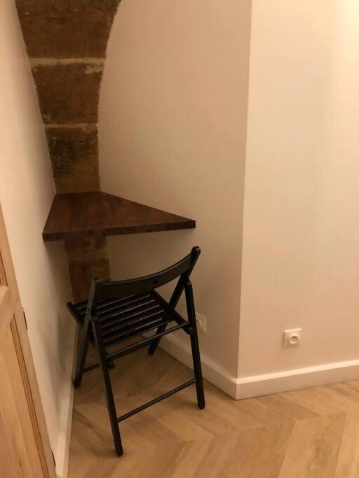2 Lyonnais Apartment Paris