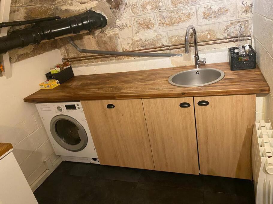 2 Lyonnais Paris