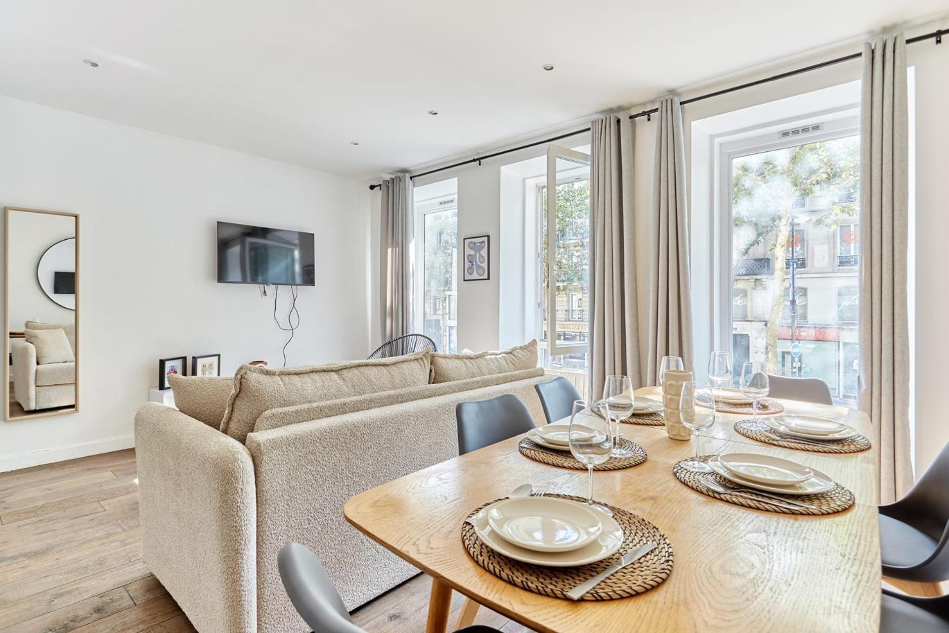 Apartment 2 Bedrooms Center Of Paris