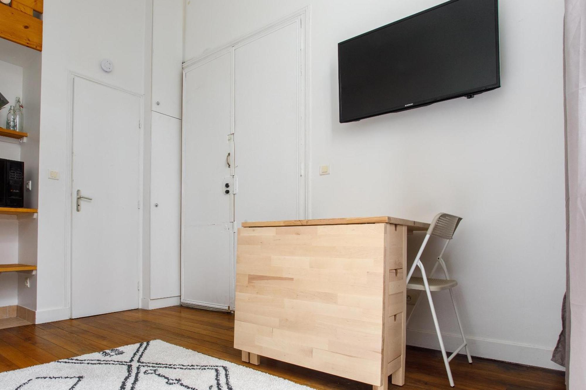 Charming Studio With Patio Passerelle *