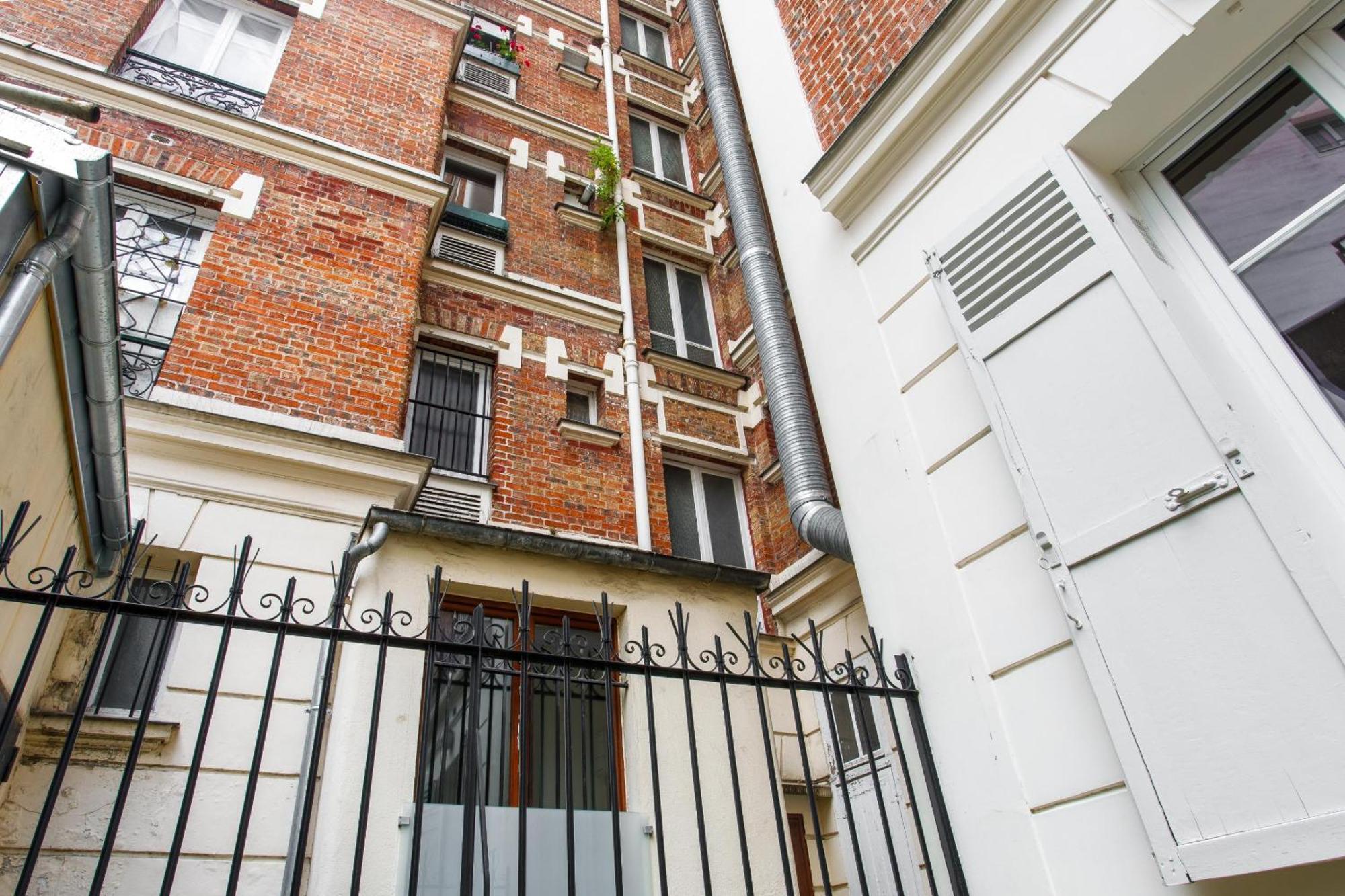 Charming Studio With Patio Passerelle Paris