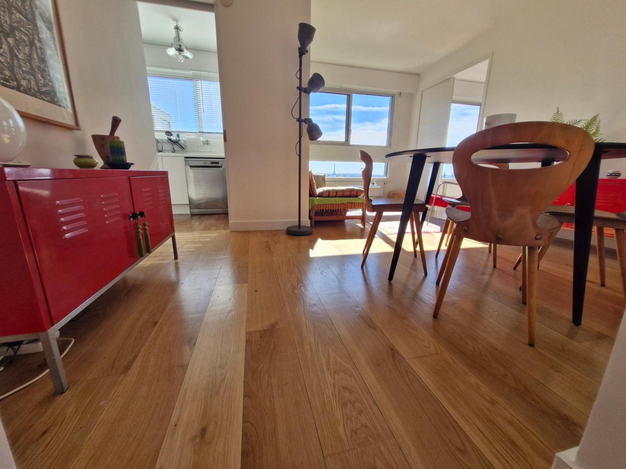 Appartement Loft 80m2 Parking Vues Magiques Paris