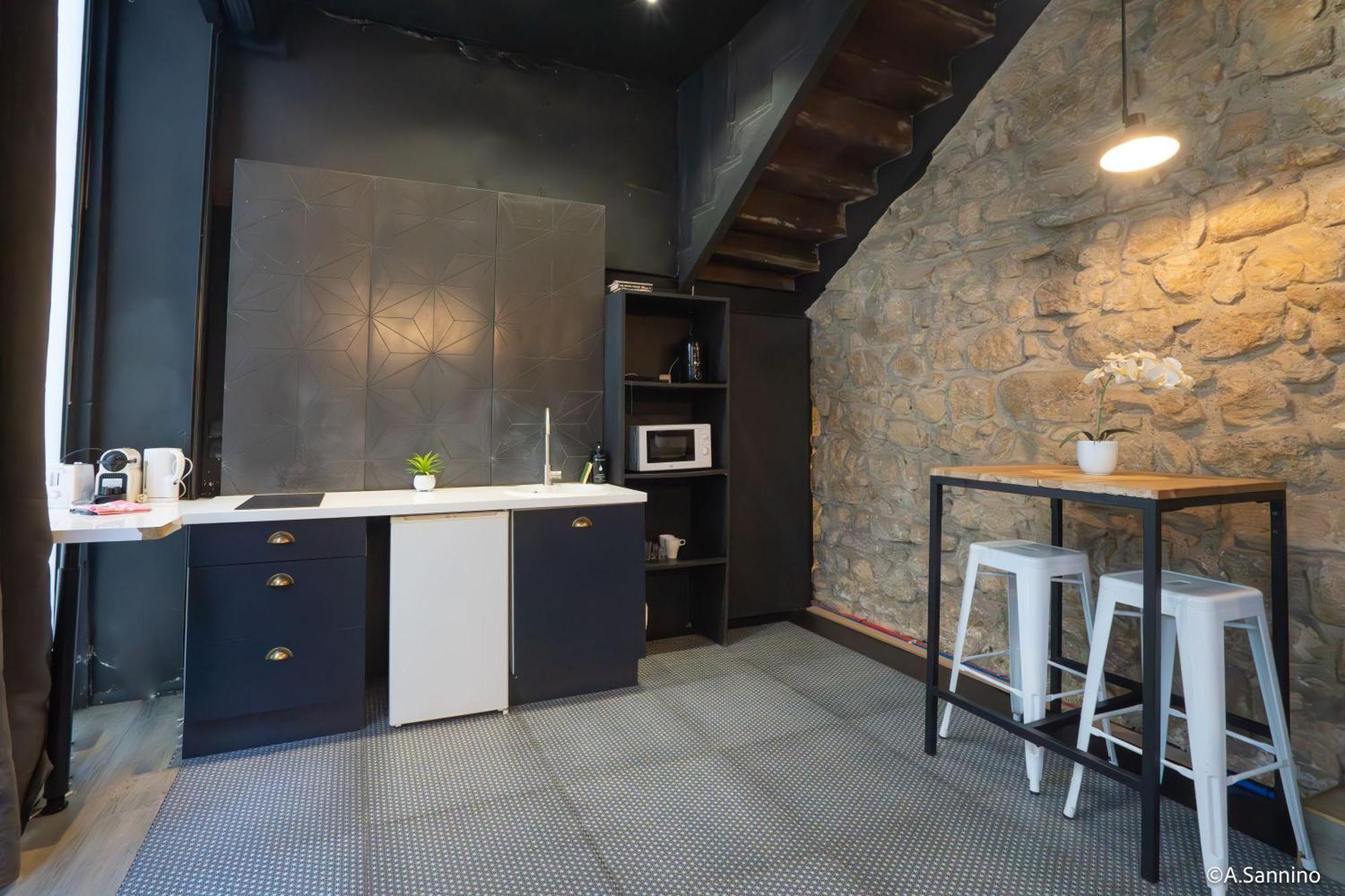 Notre Dame De Nazareth 3 - 2p - Flat-guest * Paris