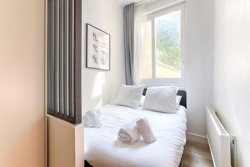 Appartement Republique Canal St Martin Charming