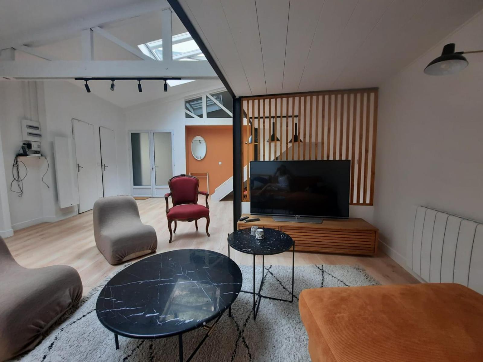 Loft 4-6 Personnes A Montmartre * Paris