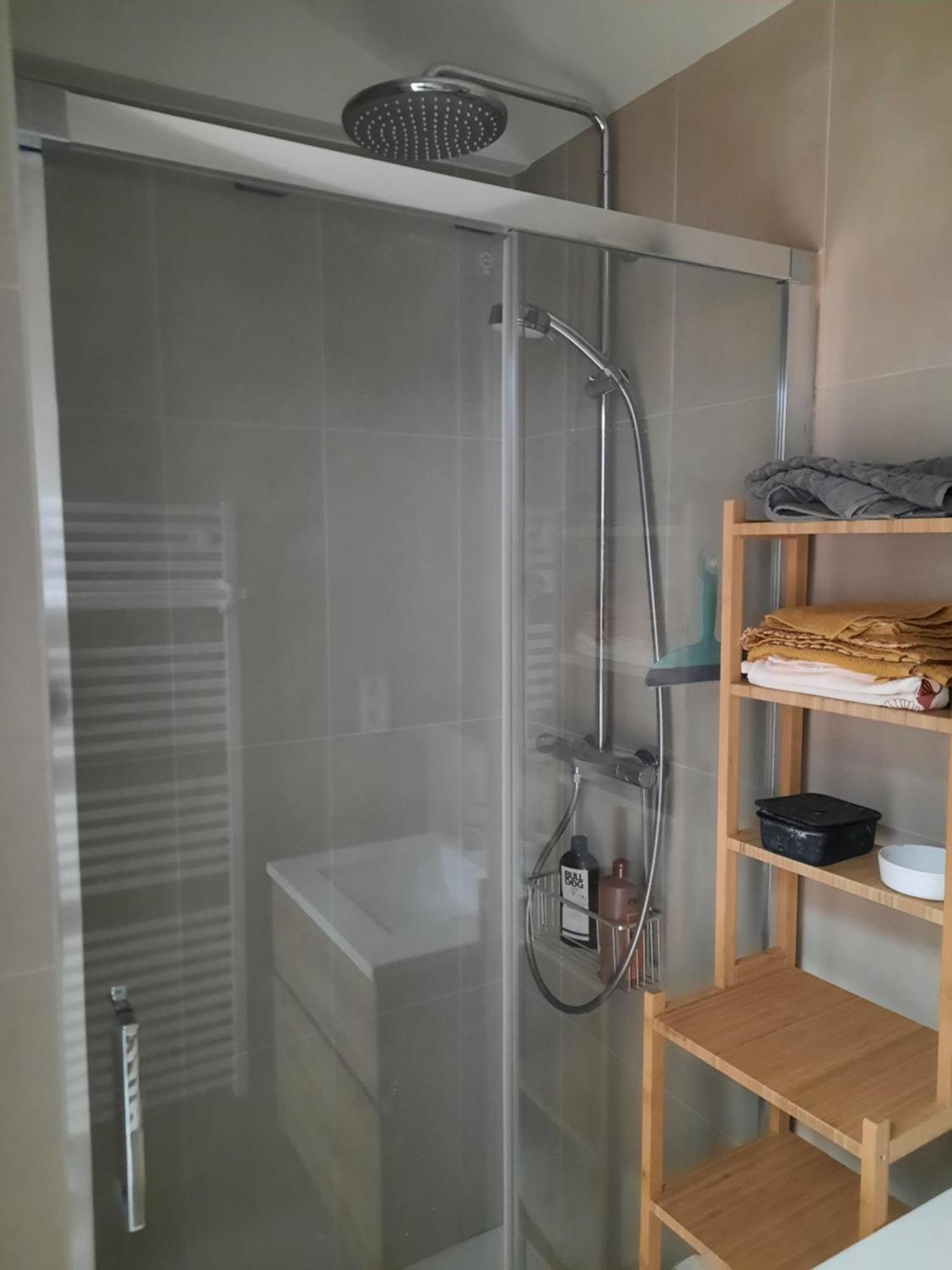 Séjour chez l'habitant Loft 4-6 Personnes A Montmartre Paris