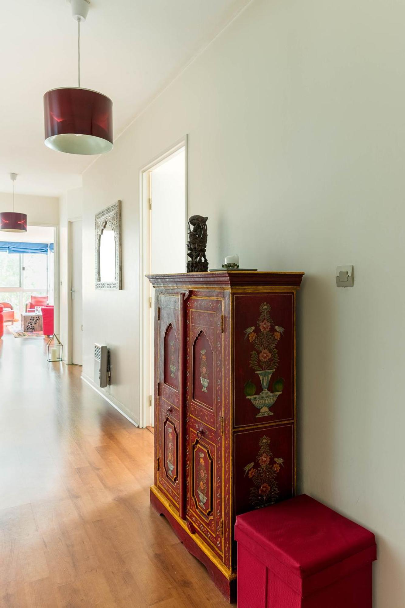 3 Quiet And Bright Apartment