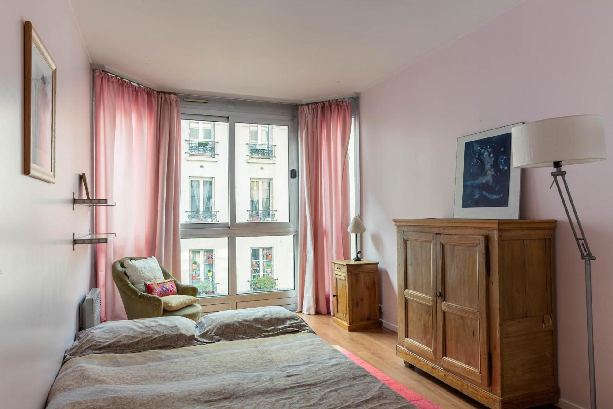 3 Quiet And Bright Apartment *