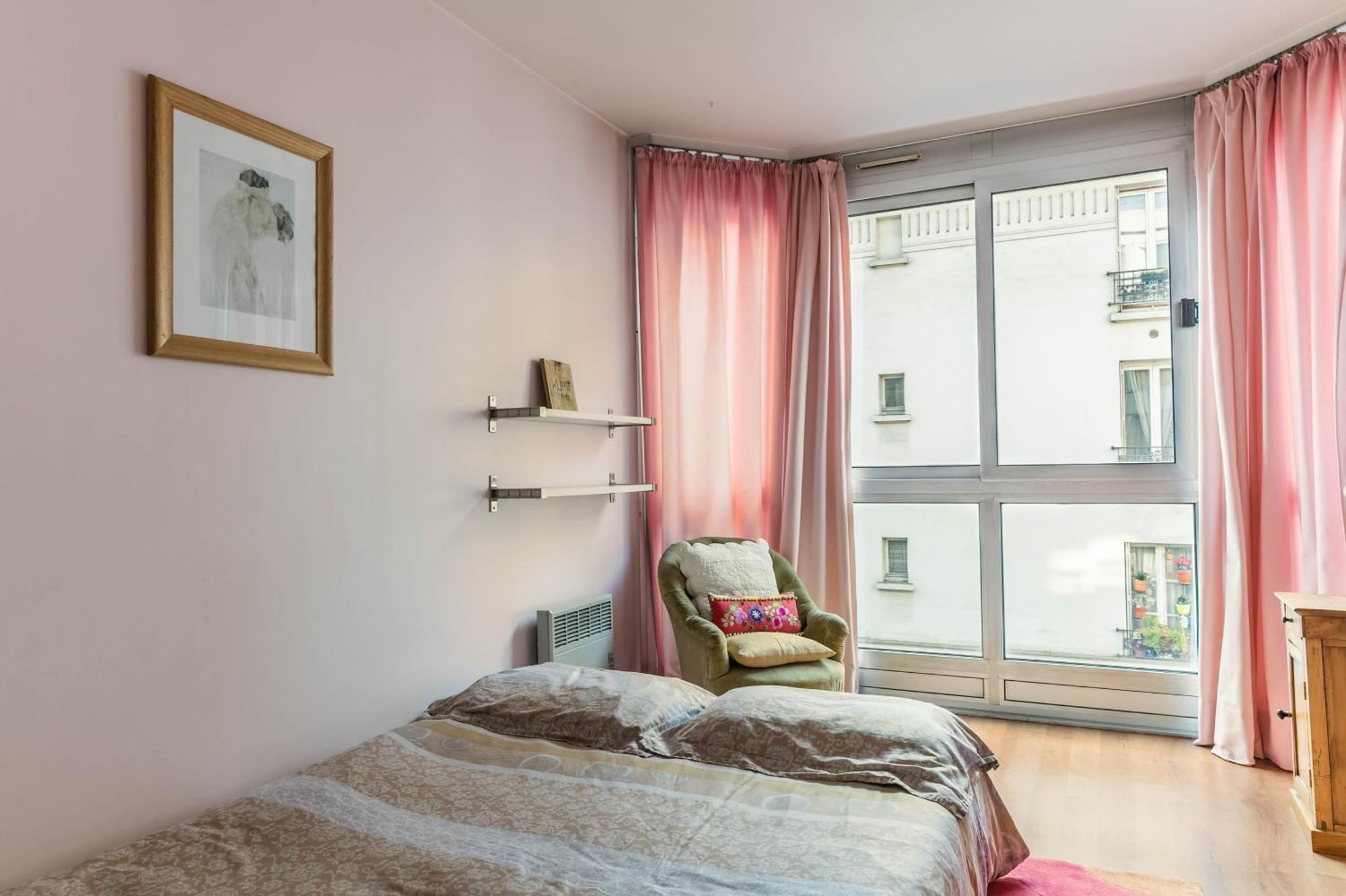 Apartment 3 Quiet And Bright Paris