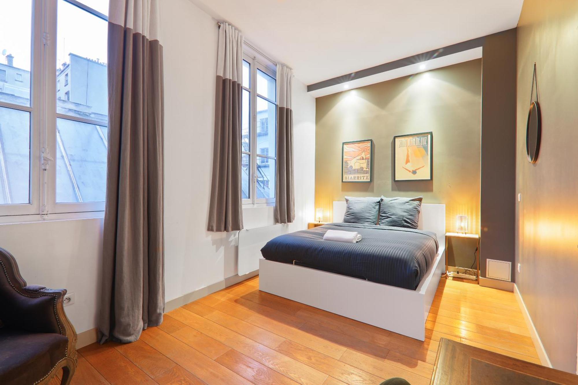 Quartier Palais Garnier Free Netflix * Paris