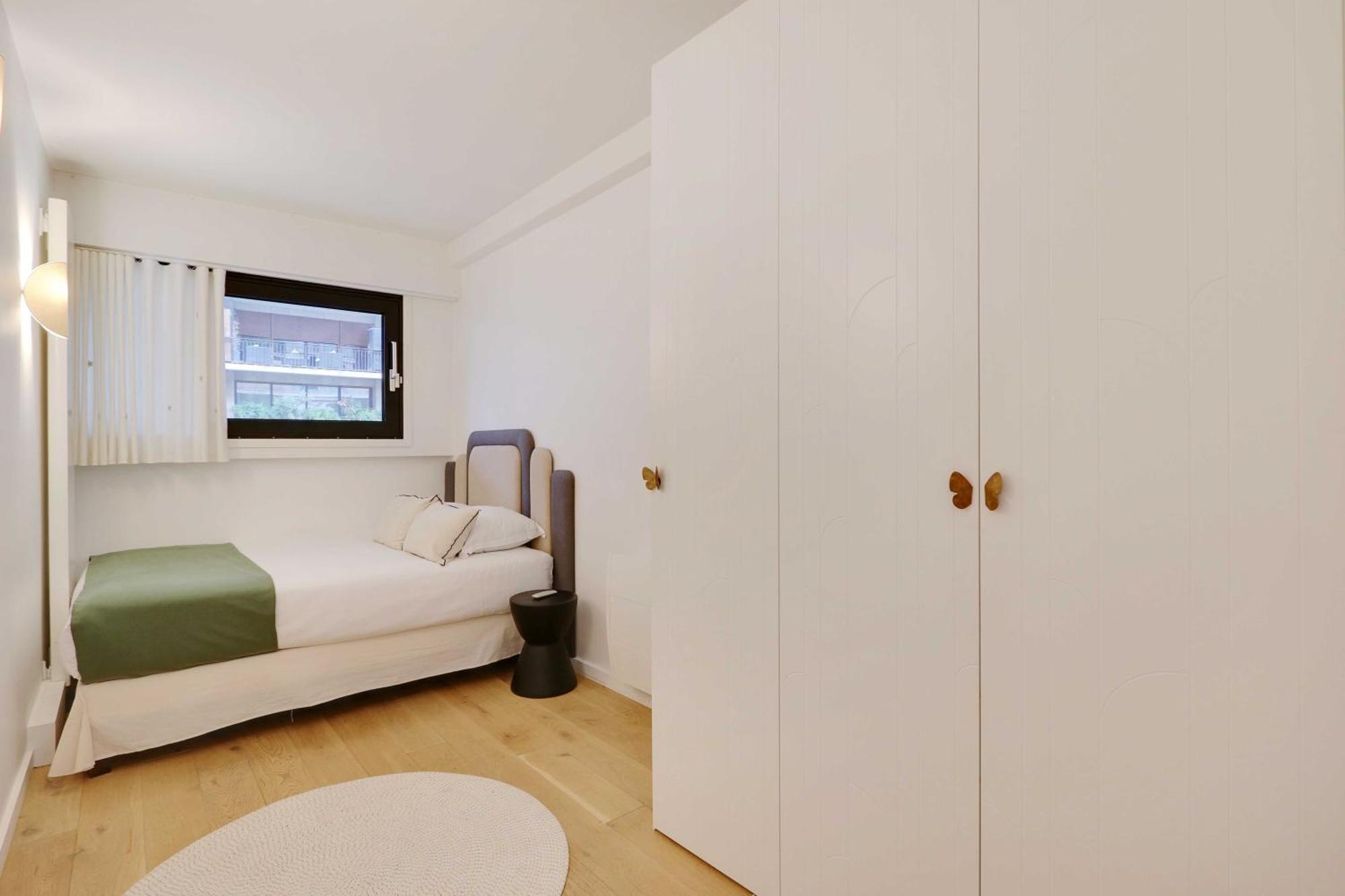 Passy - Eiffel Tower - Amazing 2br With Garden Paris