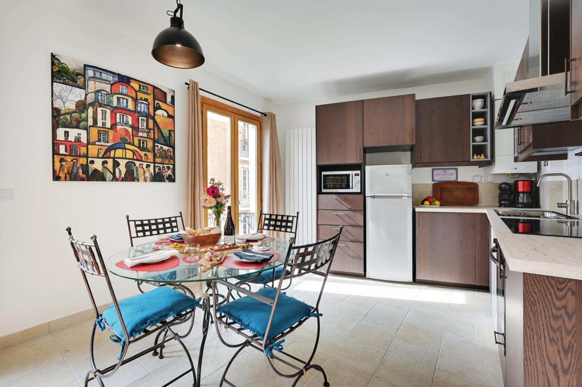 Apartment Fully Renovated In Montmartre *