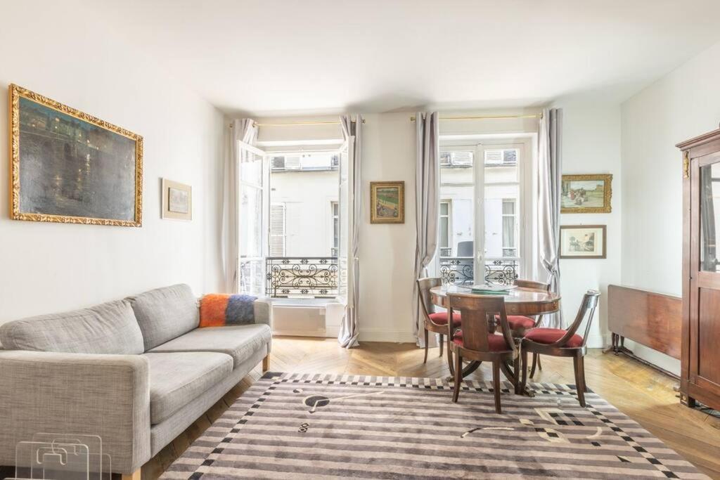 Apartment Superbe Champs Elysees