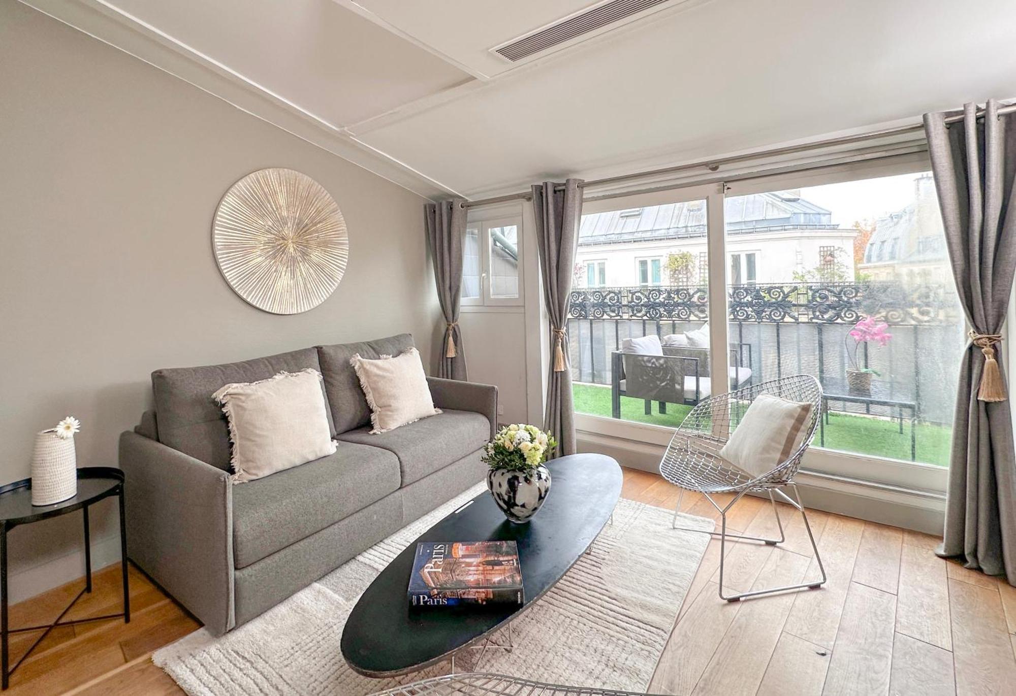 St Michel - Deluxe - Harpe Appartement