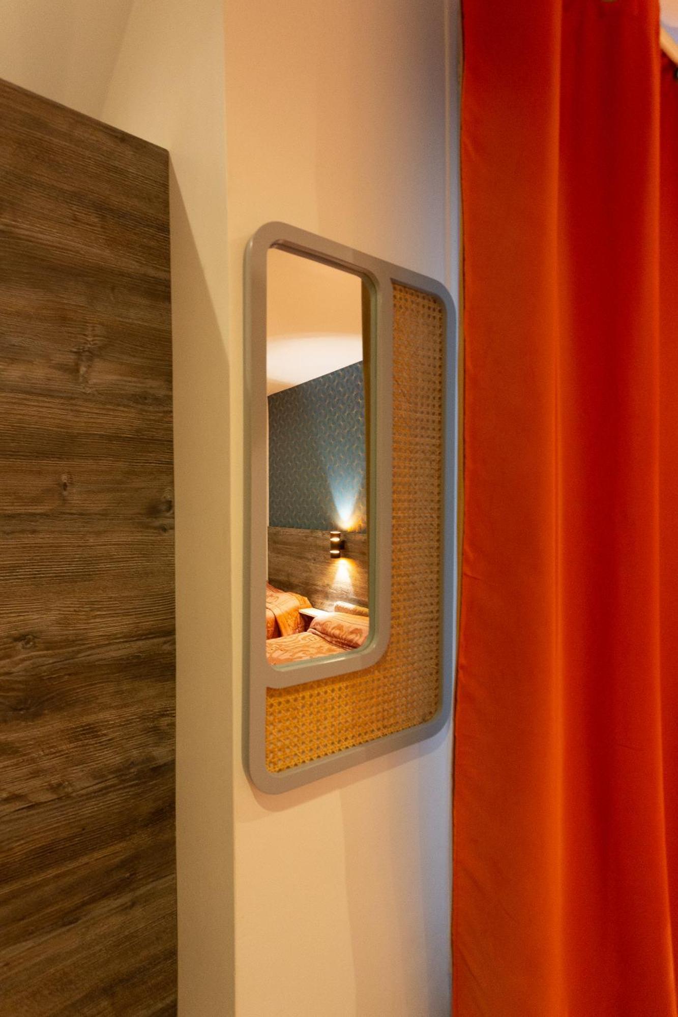 Hotel Leonard De Vinci I