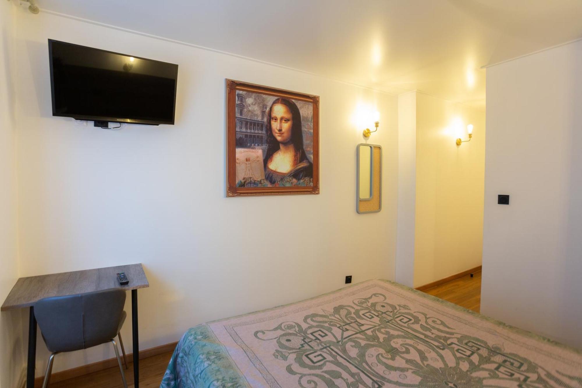 Hotel Leonard De Vinci I 2*