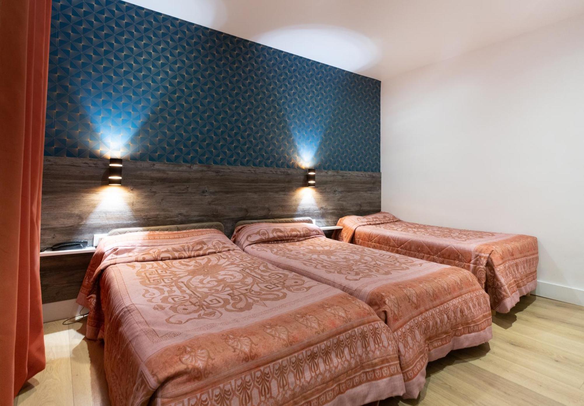 Hotel Leonard De Vinci I 2*