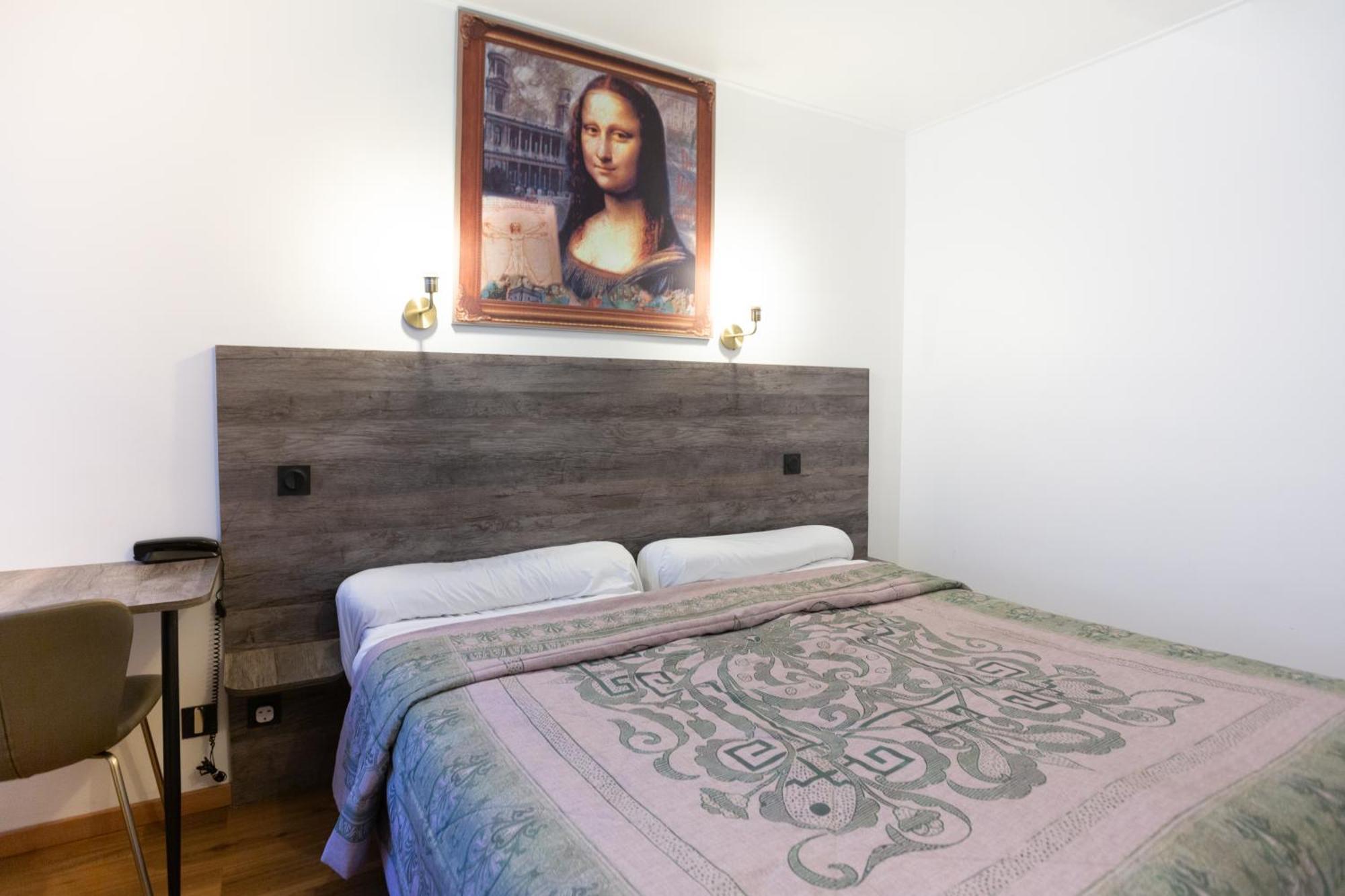 Hotel Leonard De Vinci I 2*