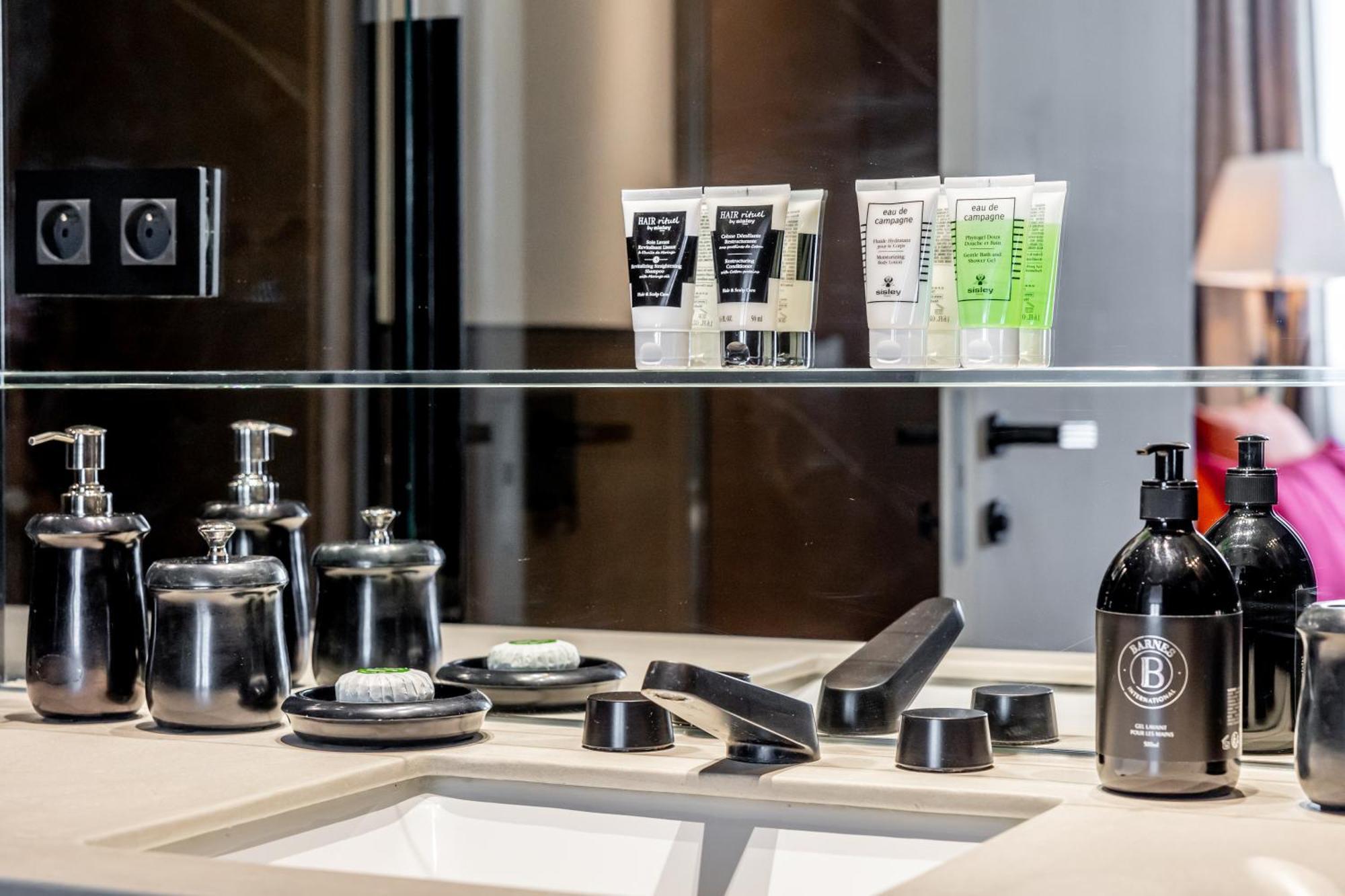 Maison Boissiere Barnes Residences * Paris