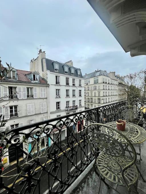 Apartment Parishome! Double Balcony, Art & Designer Touches Paris