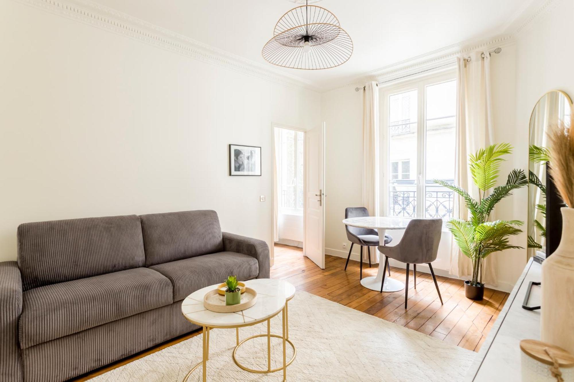 Superbe Montmartre Apartment *