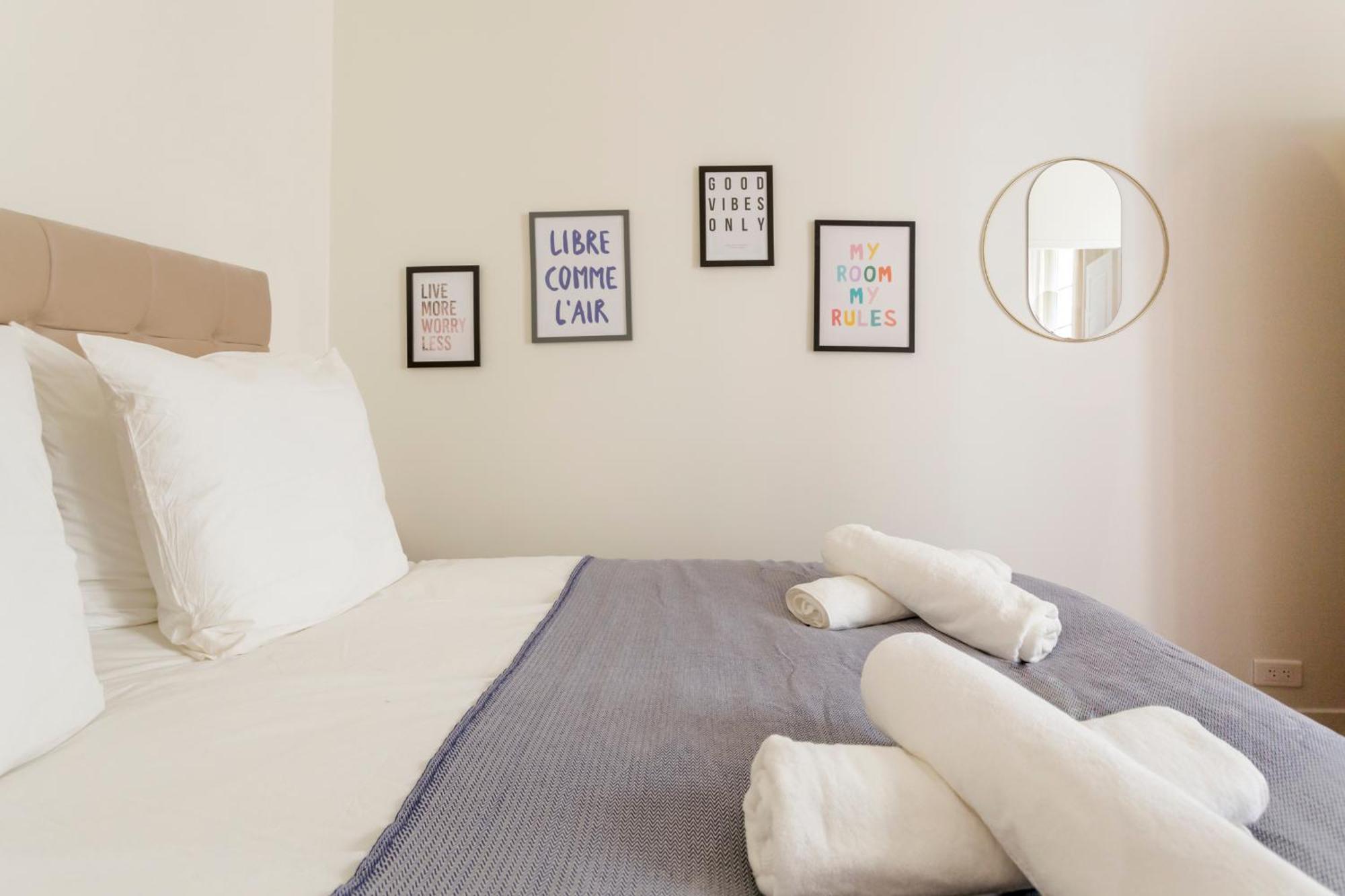 Superbe Montmartre Apartment Paris