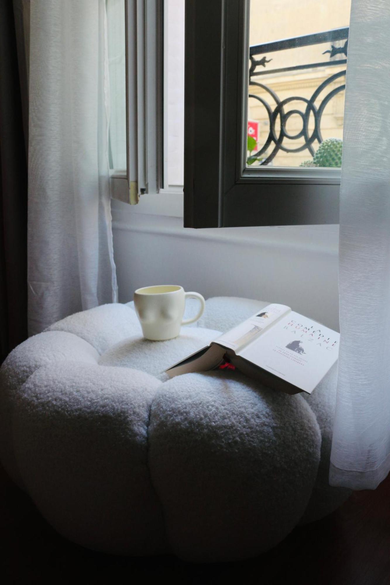 Apartment Moments, Your Moments Paris