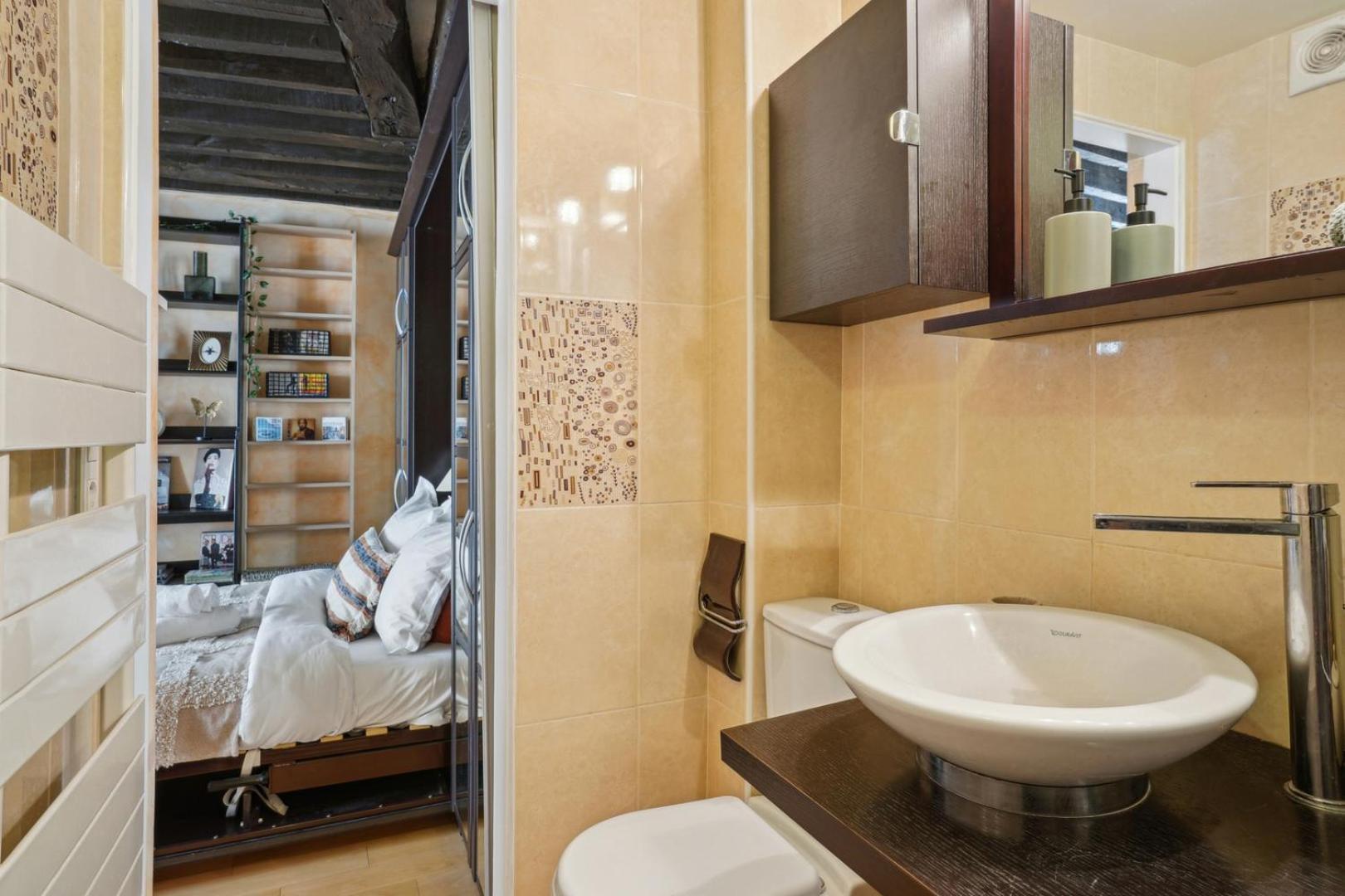 Bnbnook - Cozy In Historic Le Marais