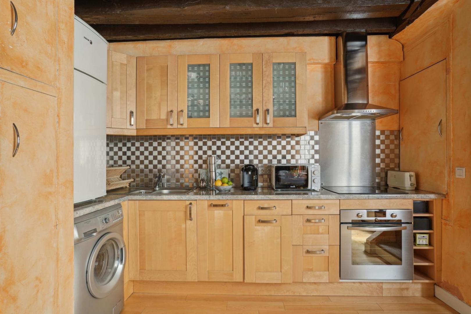 Bnbnook - Cozy In Historic Le Marais
