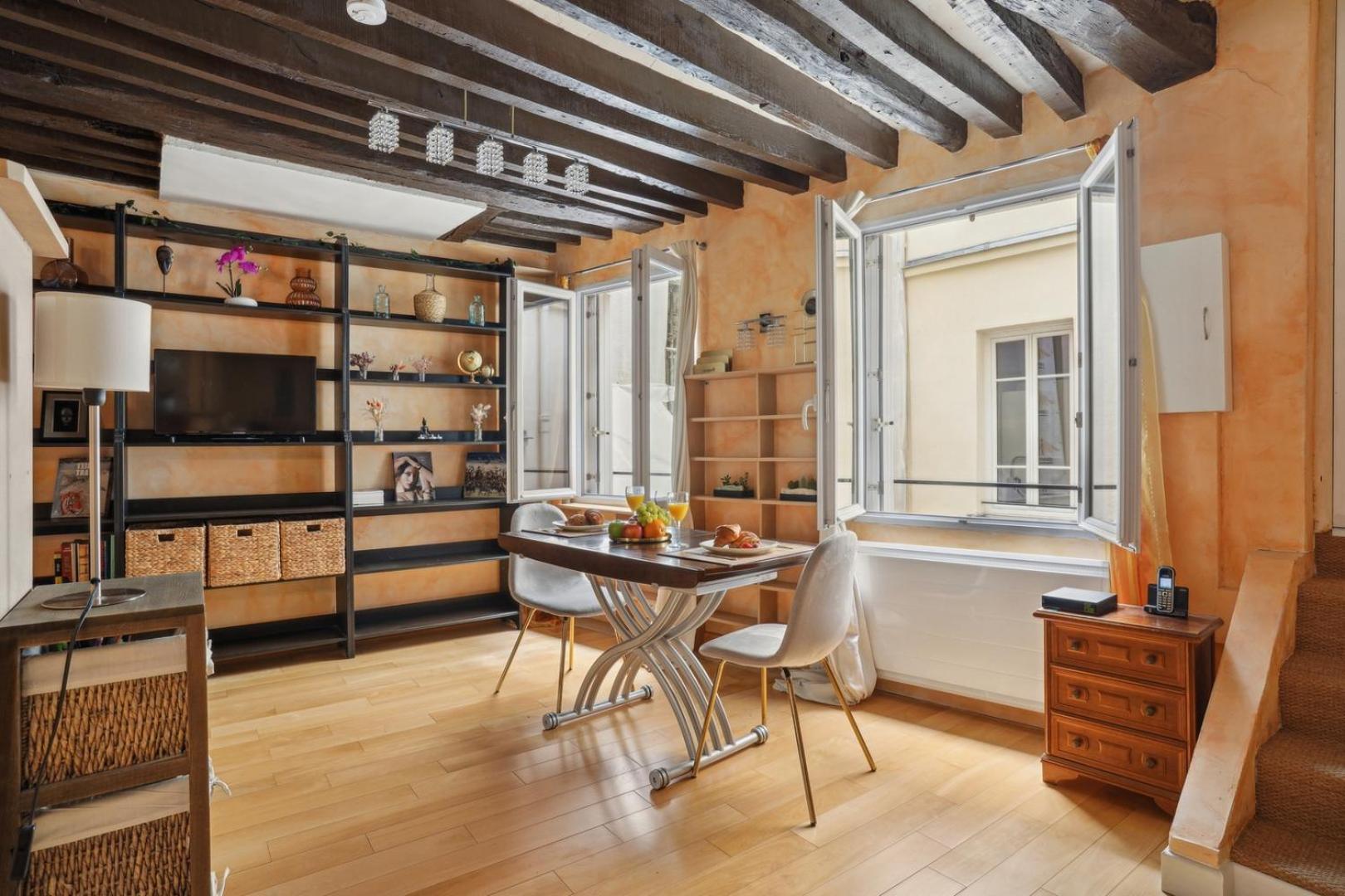 Bnbnook - Cozy In Historic Le Marais Apartment Paris