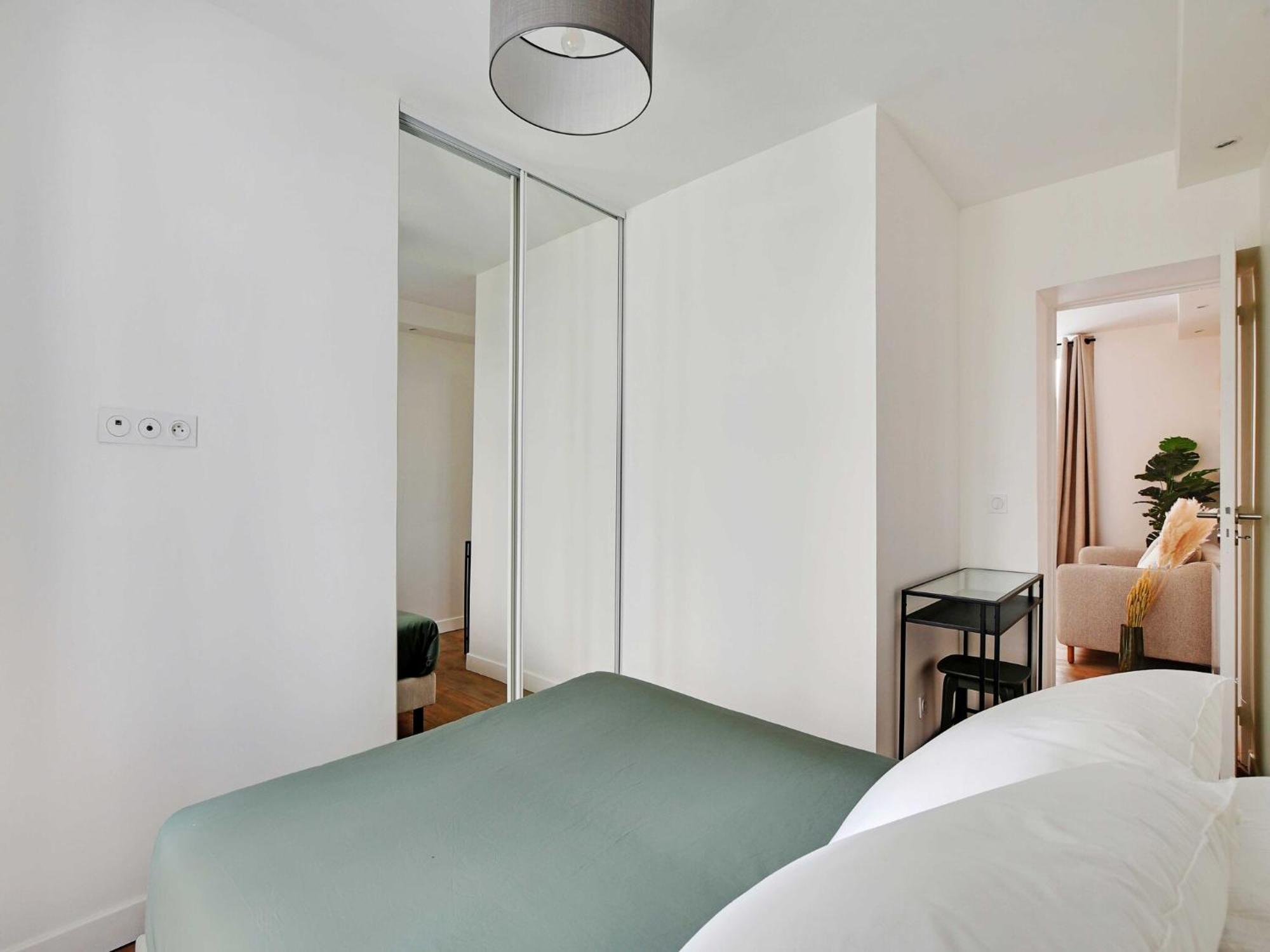 Modern - 2bd 6p - Batignolles Apartment *