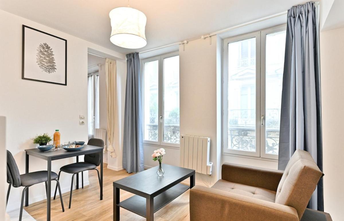 Apartment Near Mairie 10eme - Iii