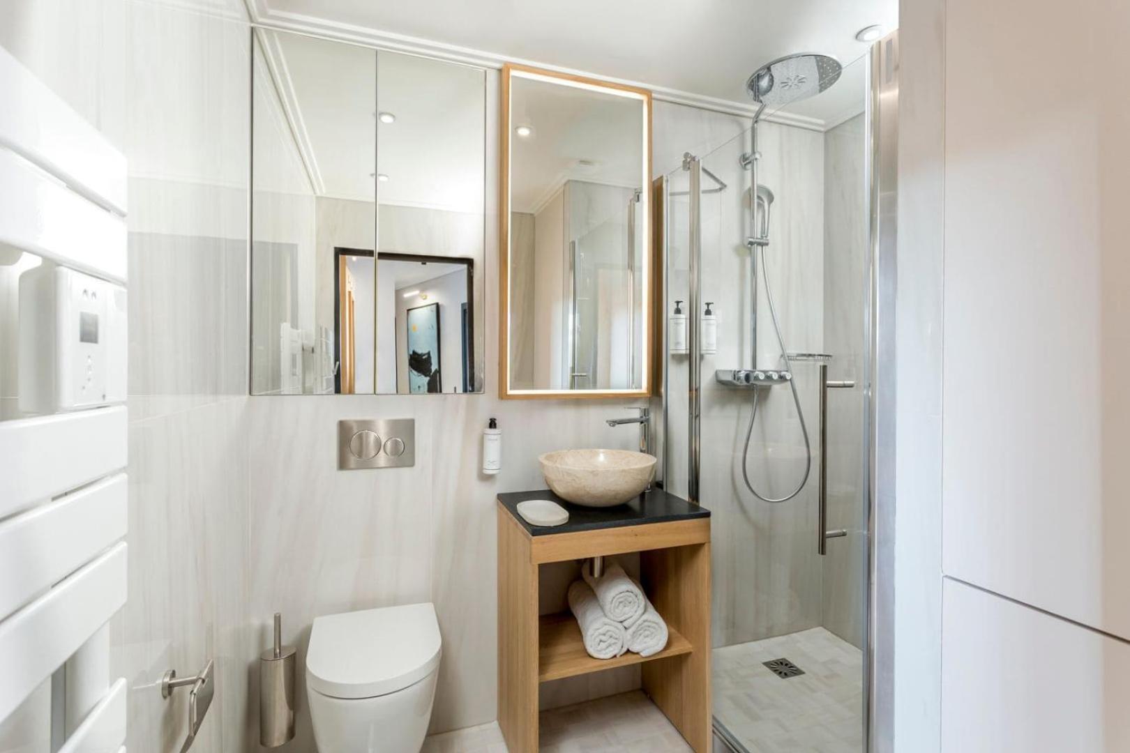Apartment Merveil Signature - St Cyr Ii - Private Terrace Paris