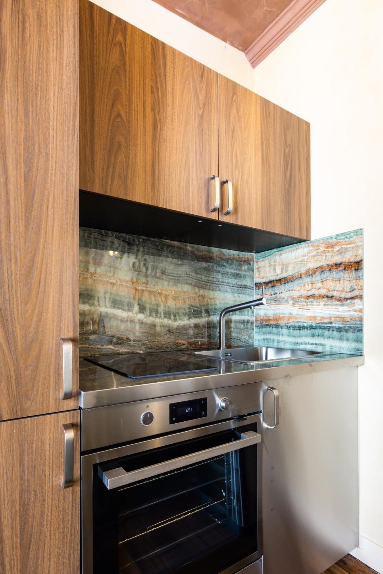 Nochichi Collections - Grands Boulevards Apartment