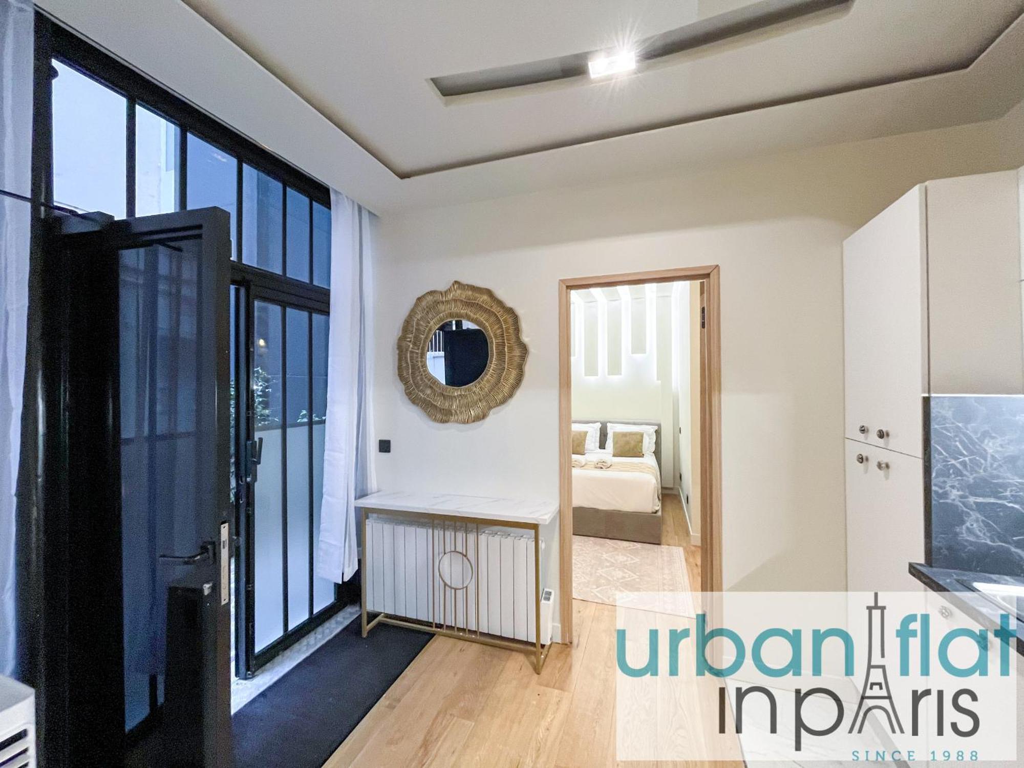 Urban Flat - 196 Saint Honore Apartment Paris