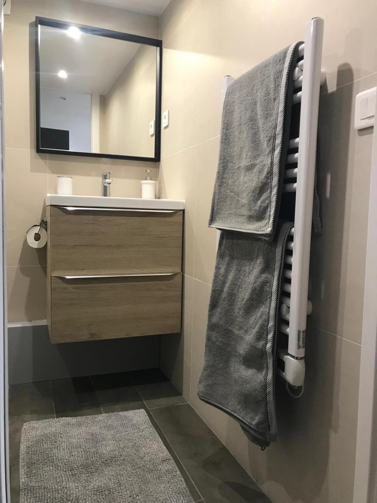 Superbe 4 Personnes Au Centre De Appartement *