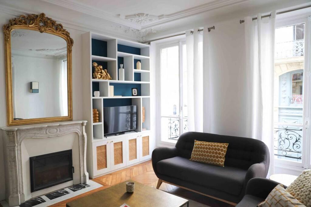 Appartement Charming 3 Bedroom Haussmannien In 17th
